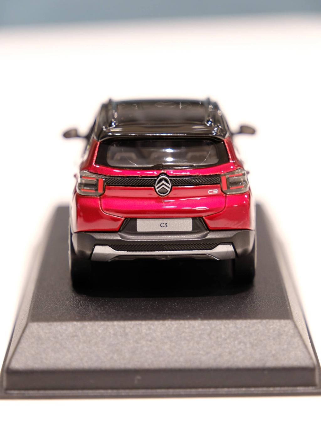 ShowroomPhotoCollection...?