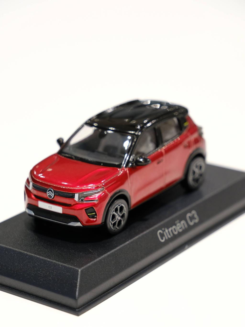 ShowroomPhotoCollection...?