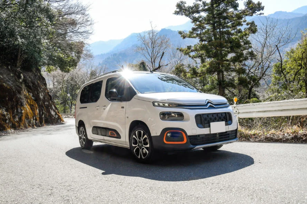 私がおすすめのシトロエン車はこれだー🏅